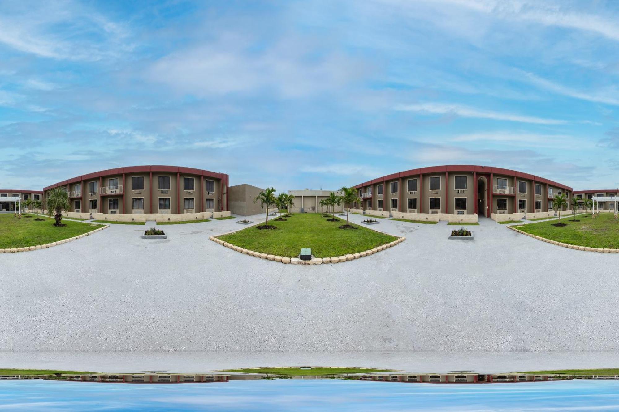Oyo Hotel Orlando Airport Exterior foto